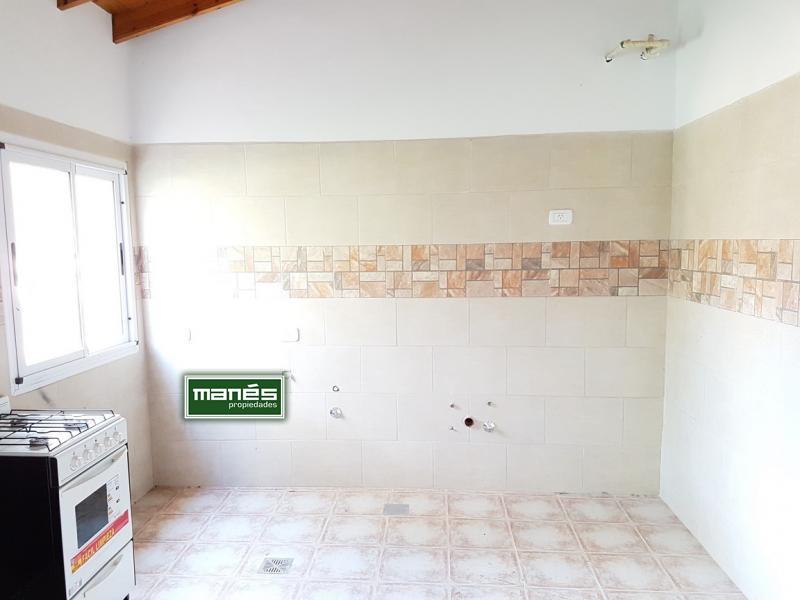Manés Propiedades Casa a estrenar en el barrio cerrado EUCALIPTUS PILAR,(ZONA: Golfer’s CC, Marinas Del Pilar, Rocíos, Palmares, La Emilia, La reserva.) sobre una planta: living, cocina, lavadero, dormitorio principal en suite, dos dormitorios más con otro baño completo, lote 670 metros, superficie cubierta 95 metros, superficie semicubierta 22 metros.
SIN EXPENSAS
U$S135.000.
Manés Propiedades Casa a estrenar en el barrio cerrado EUCALIPTUS PILAR,(ZONA: Golfer’s CC, Marinas Del Pilar, Rocíos, Palmares, La Emilia, La reserva.) sobre una planta: living, cocina, lavadero, dormitorio principal en suite, dos dormitorios más con otro baño completo, lote 670 metros, superficie cubierta 95 metros, superficie semicubierta 22 metros.
SIN EXPENSAS
U$S135.000.